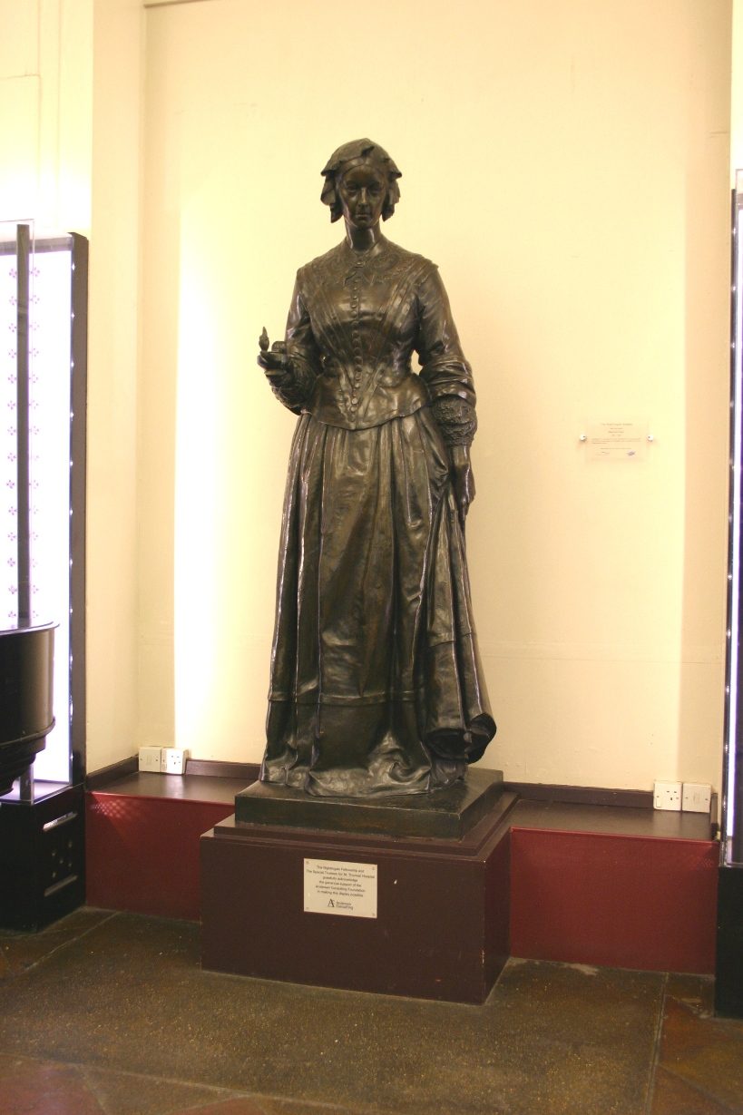 Florence Nightingale's monument, St Thomas', London - 01.JPG